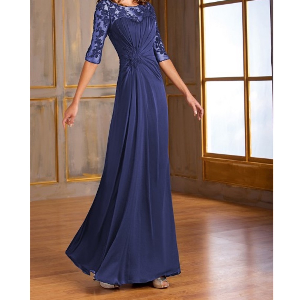 Jade by Jasmine mother of the bride dress size 8